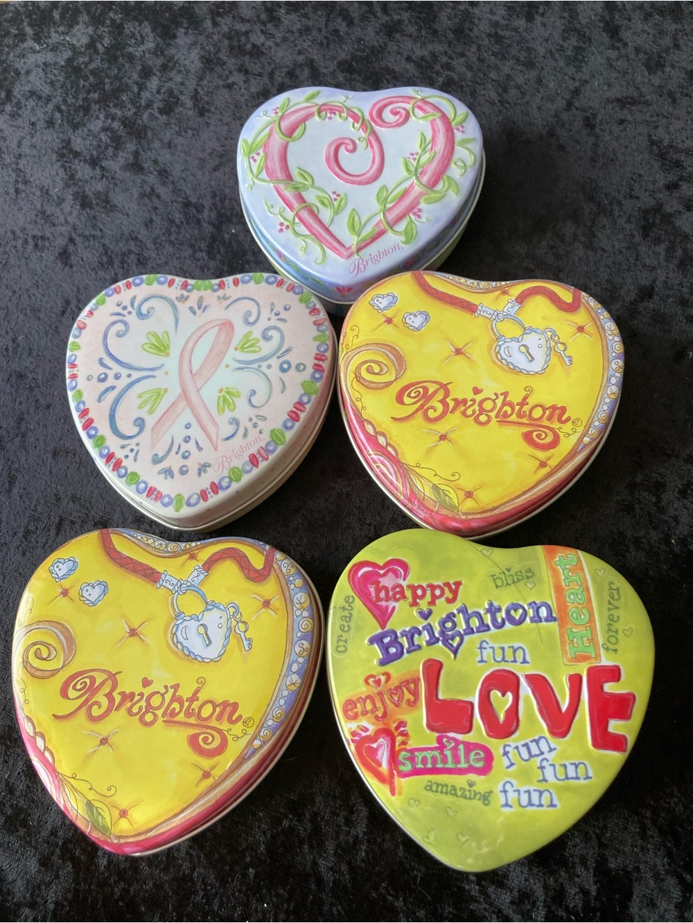 Brighton Heart Tin Set in Yellow, Pink, Green, White